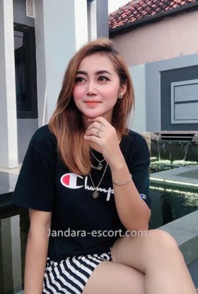Anis Escort Girl Rawang AD-QEW11622 KL